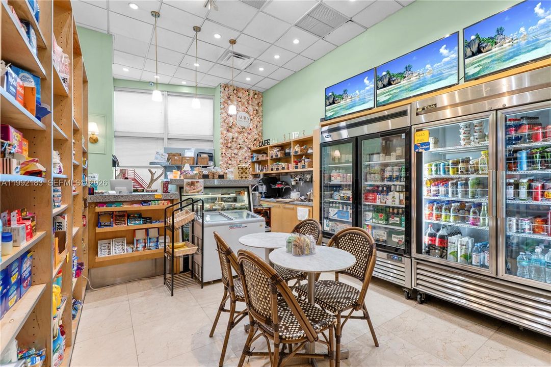 En Venta: $920,000 (2 camas, 2 baños, 1367 Pies cuadrados)