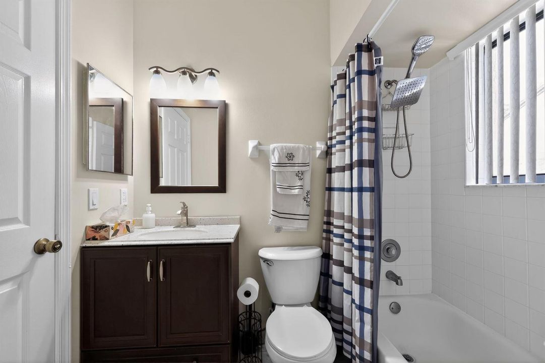 25_4_V_a_De_Casas_Sur_Boynton_Beach_FL_3