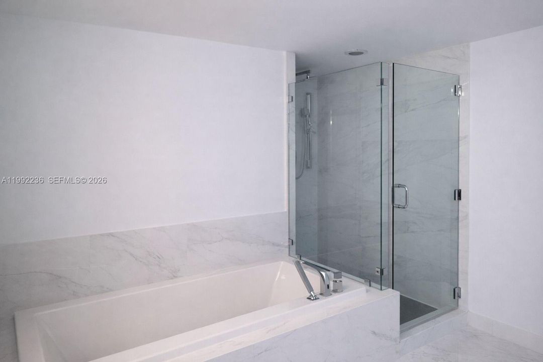 For Sale: $1,100,000 (3 beds, 2 baths, 1705 Square Feet)