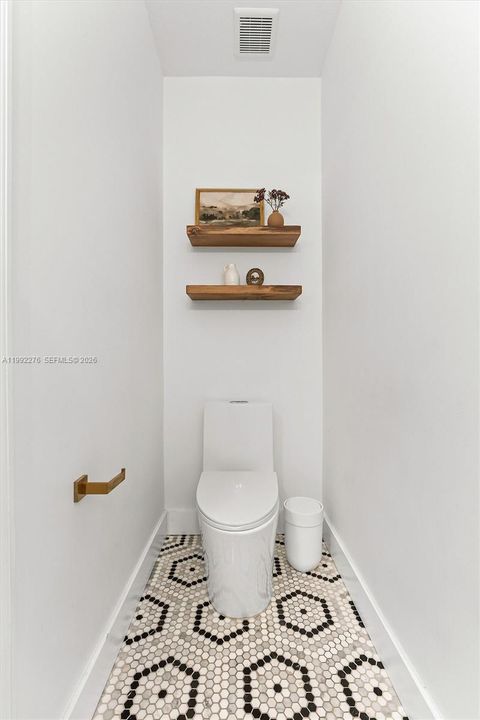 На продажу: $525,000 (3 спален, 2 ванн, 1650 Квадратных фут)