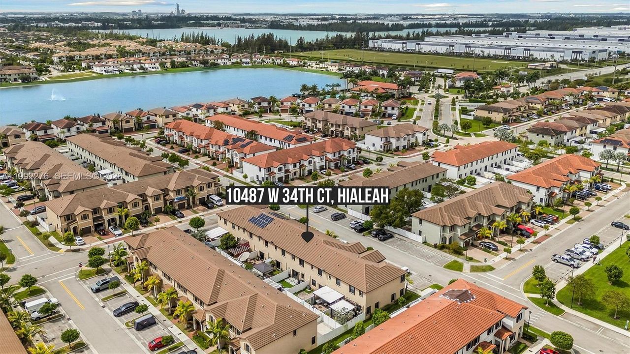 На продажу: $525,000 (3 спален, 2 ванн, 1650 Квадратных фут)