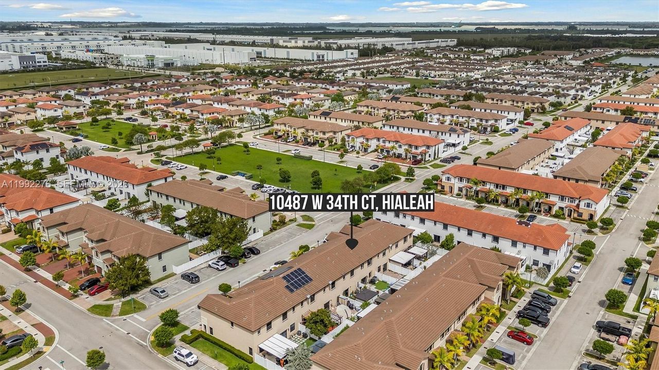 На продажу: $525,000 (3 спален, 2 ванн, 1650 Квадратных фут)