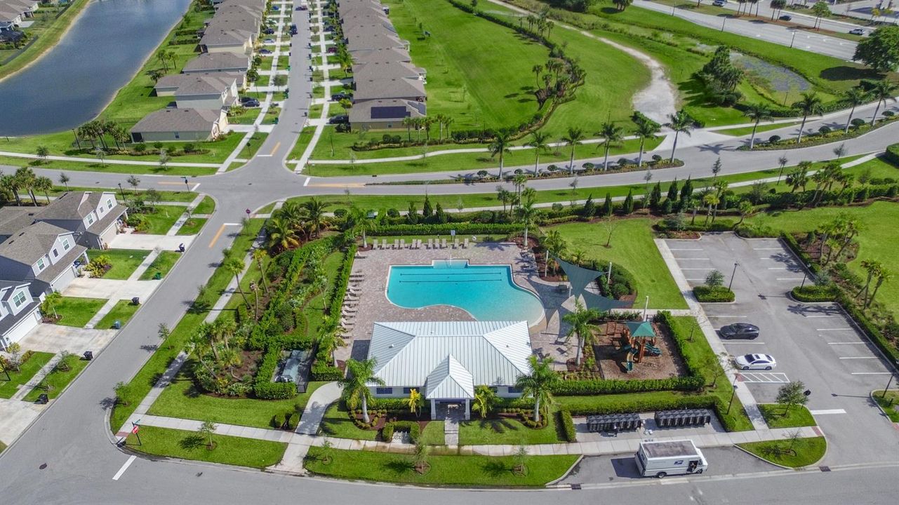 Crosstown Commons Amenities