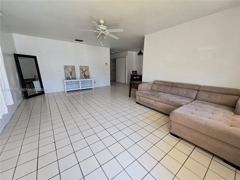 Active With Contract: $450,000 (0 beds, 0 baths, 1819 Square Feet)