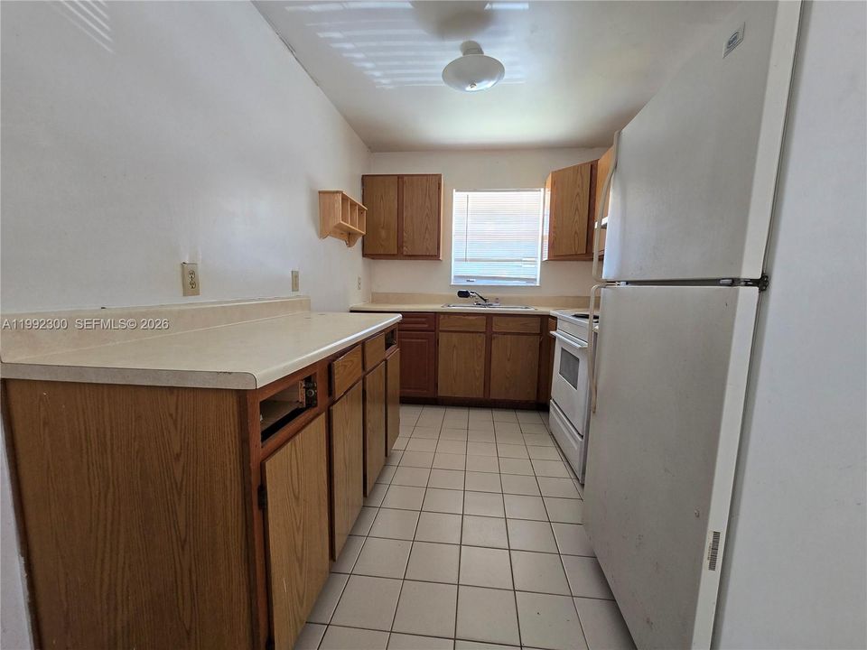 Active With Contract: $450,000 (0 beds, 0 baths, 1819 Square Feet)