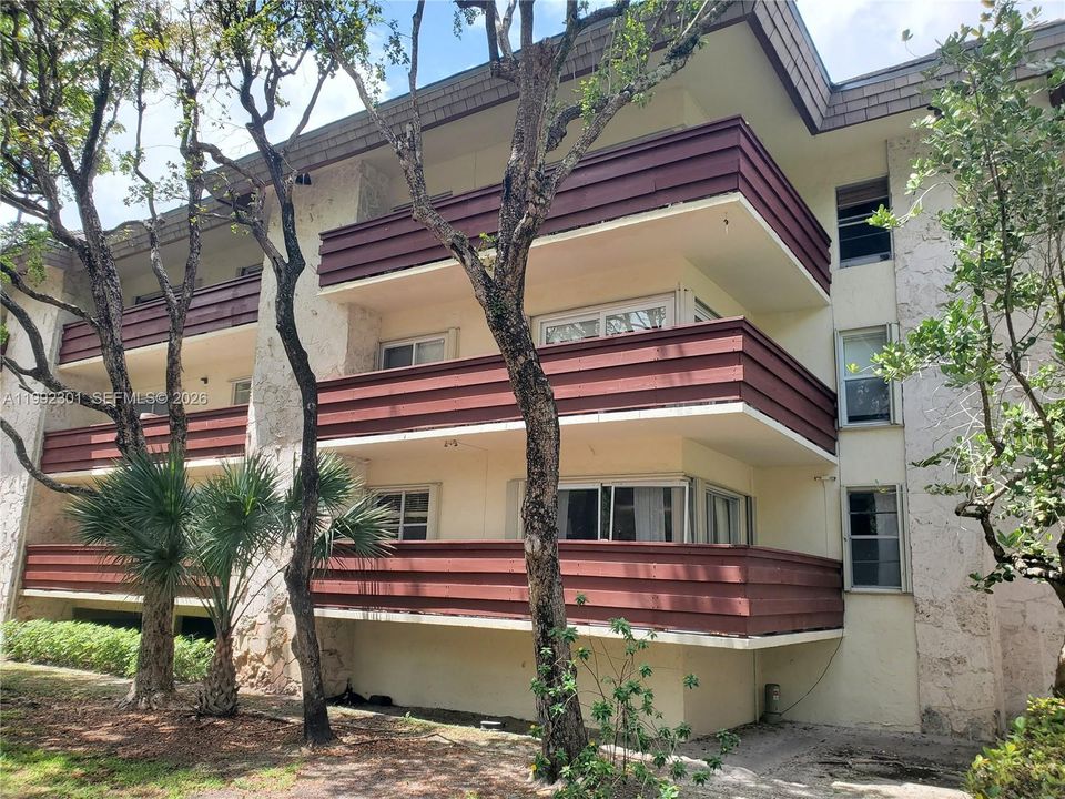 En Venta: $399,000 (2 camas, 2 baños, 1182 Pies cuadrados)