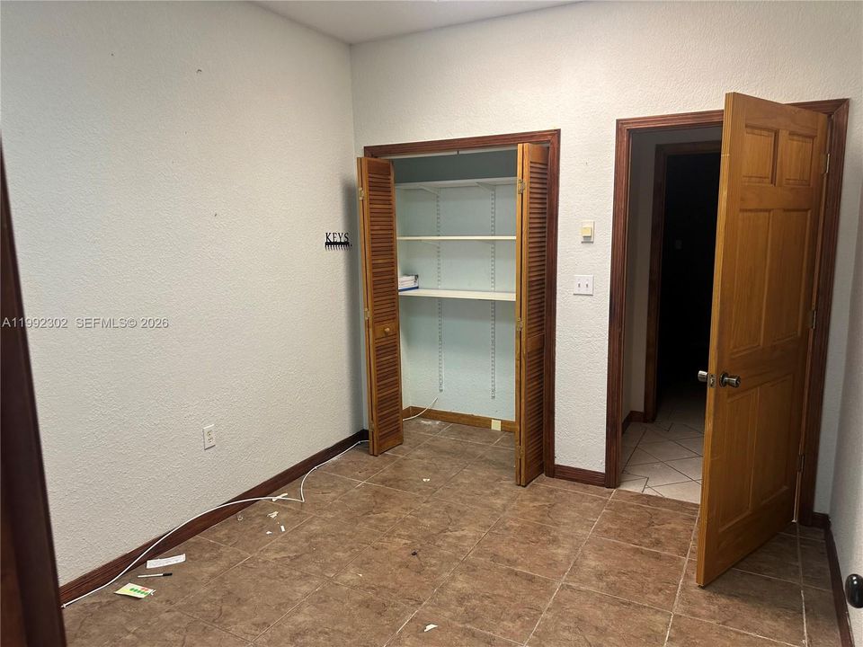 На продажу: $1,950,000 (0 спален, 0 ванн, 0 Квадратных фут)