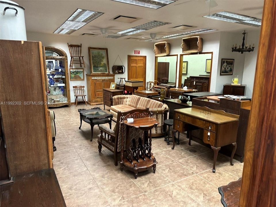 На продажу: $1,950,000 (0 спален, 0 ванн, 0 Квадратных фут)