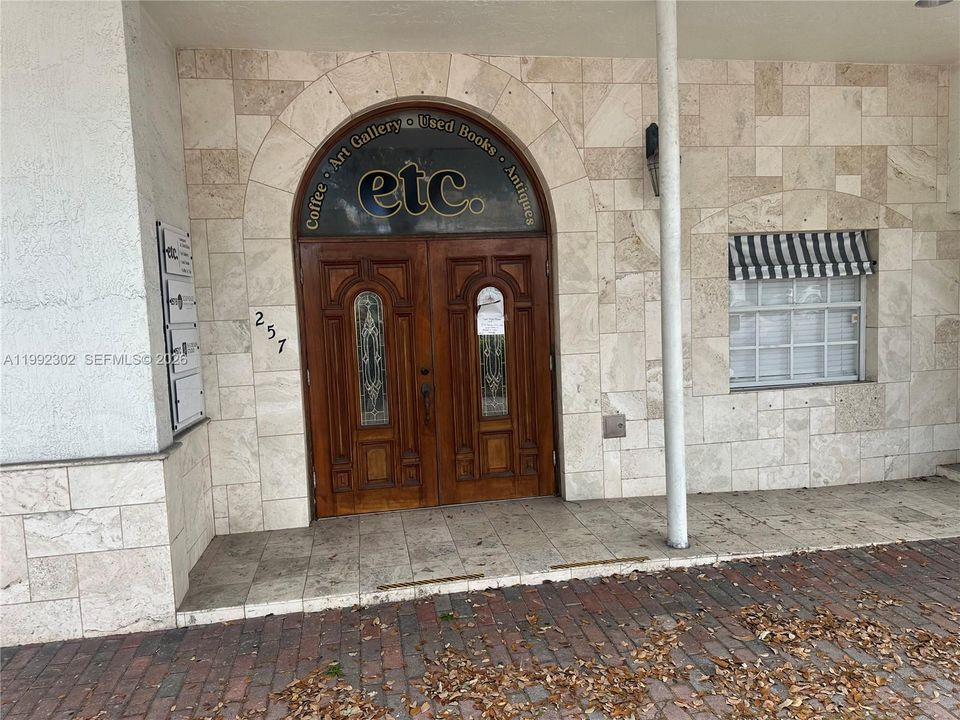 На продажу: $1,950,000 (0 спален, 0 ванн, 0 Квадратных фут)