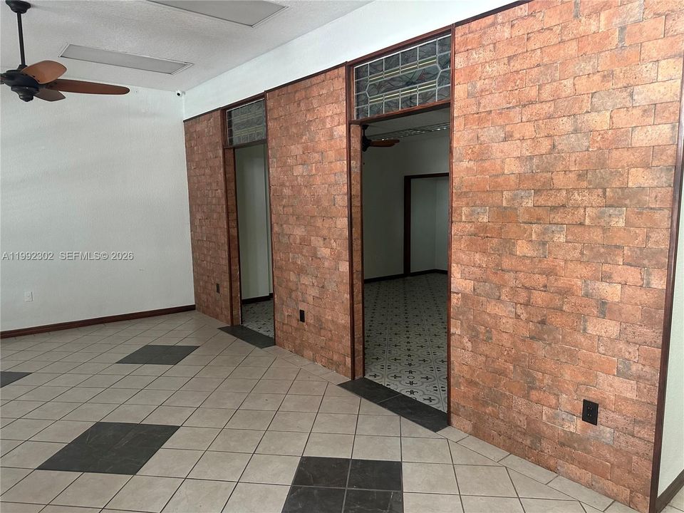 На продажу: $1,950,000 (0 спален, 0 ванн, 0 Квадратных фут)