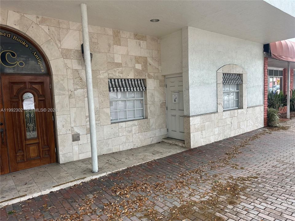 На продажу: $1,950,000 (0 спален, 0 ванн, 0 Квадратных фут)