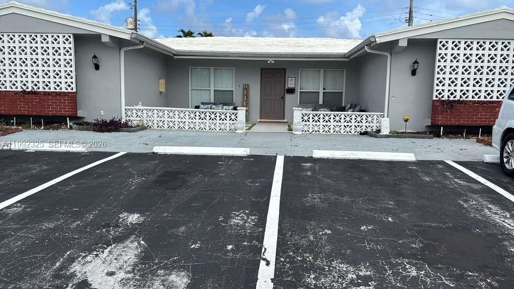 В аренду: $3,000 (2 спален, 1 ванн, 2948 Квадратных фут)