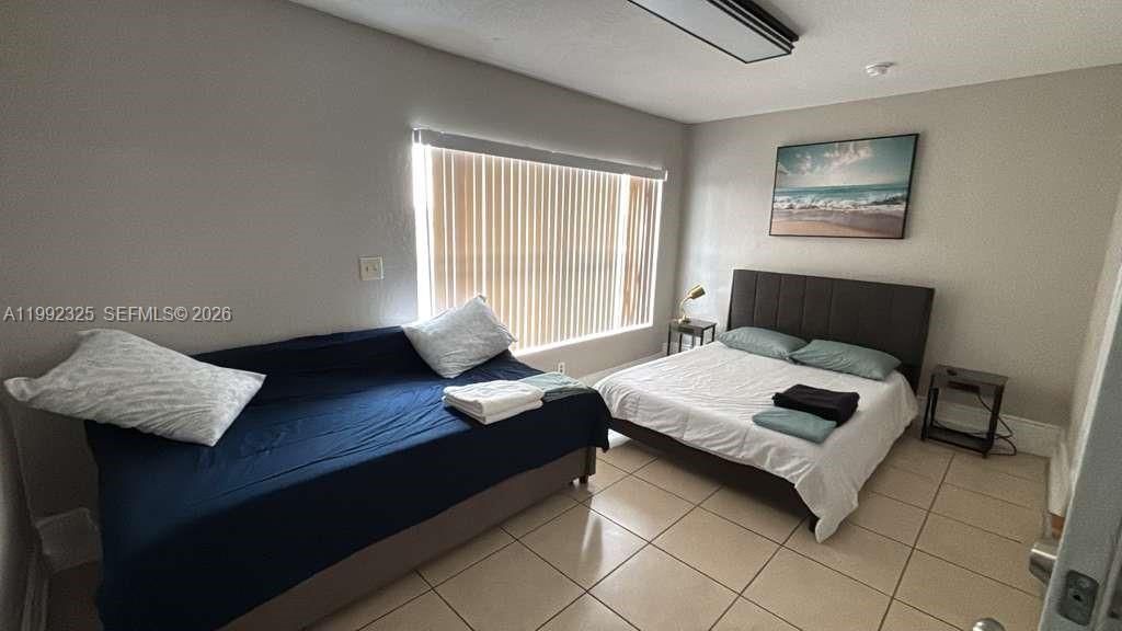 В аренду: $3,000 (2 спален, 1 ванн, 2948 Квадратных фут)