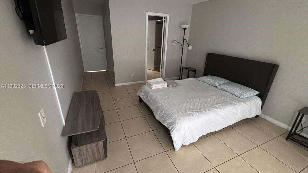 В аренду: $3,000 (2 спален, 1 ванн, 2948 Квадратных фут)