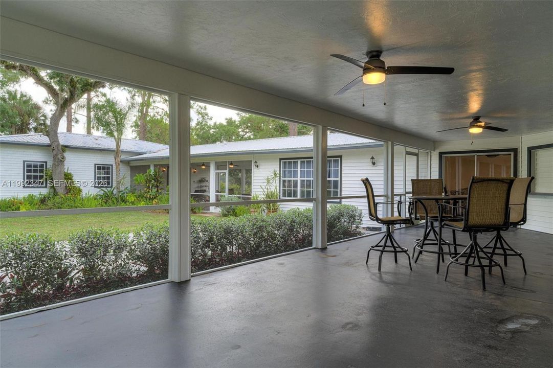 For Sale: $599,900 (3 beds, 2 baths, 2739 Square Feet)