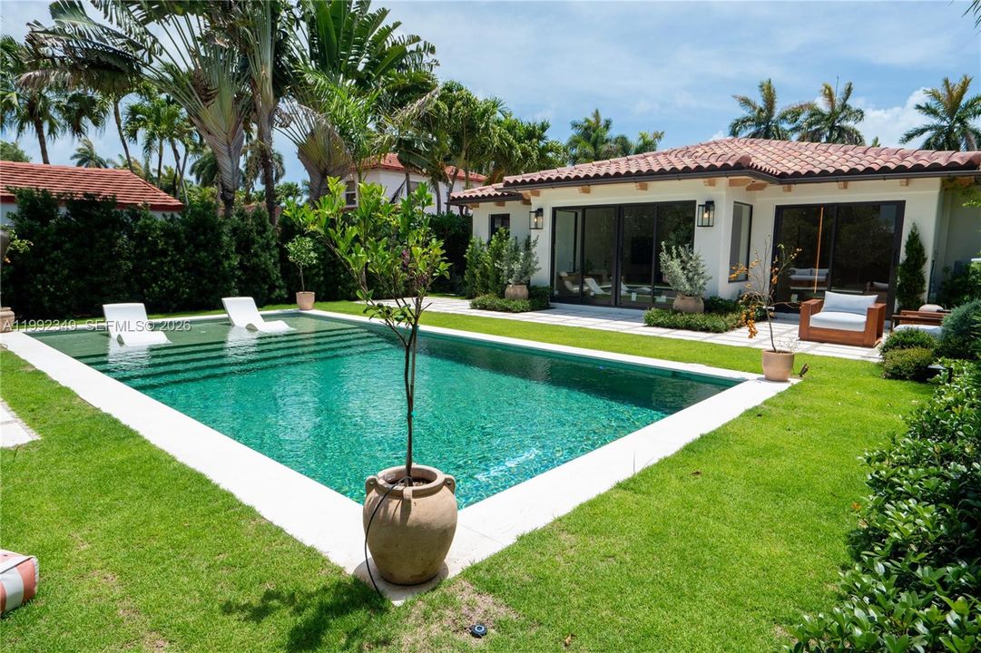 На продажу: $4,195,000 (4 спален, 3 ванн, 2629 Квадратных фут)