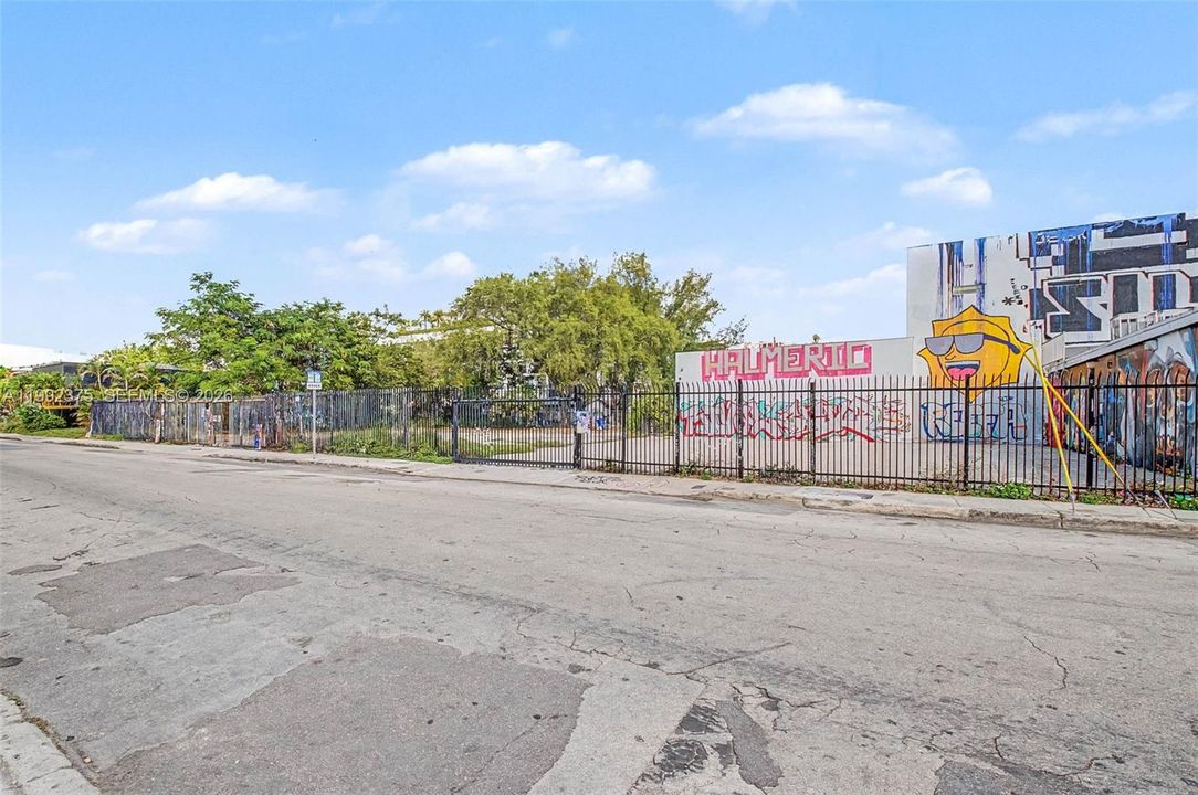 На продажу: $12,500,000 (0 спален, 0 ванн, 0 Квадратных фут)