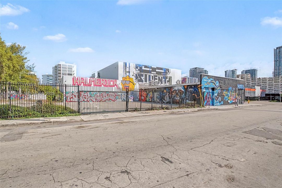 На продажу: $12,500,000 (0 спален, 0 ванн, 0 Квадратных фут)