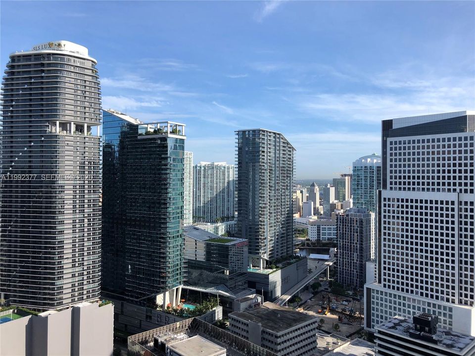 For Rent: $3,350 (1 beds, 1 baths, 774 Square Feet)