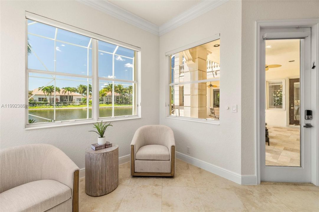 Activo con contrato: $1,299,000 (5 camas, 4 baños, 3818 Pies cuadrados)