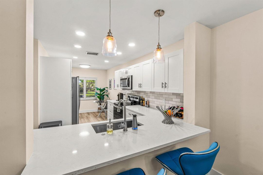 010-10SouthportLane-F-BoyntonBeach-FL-33