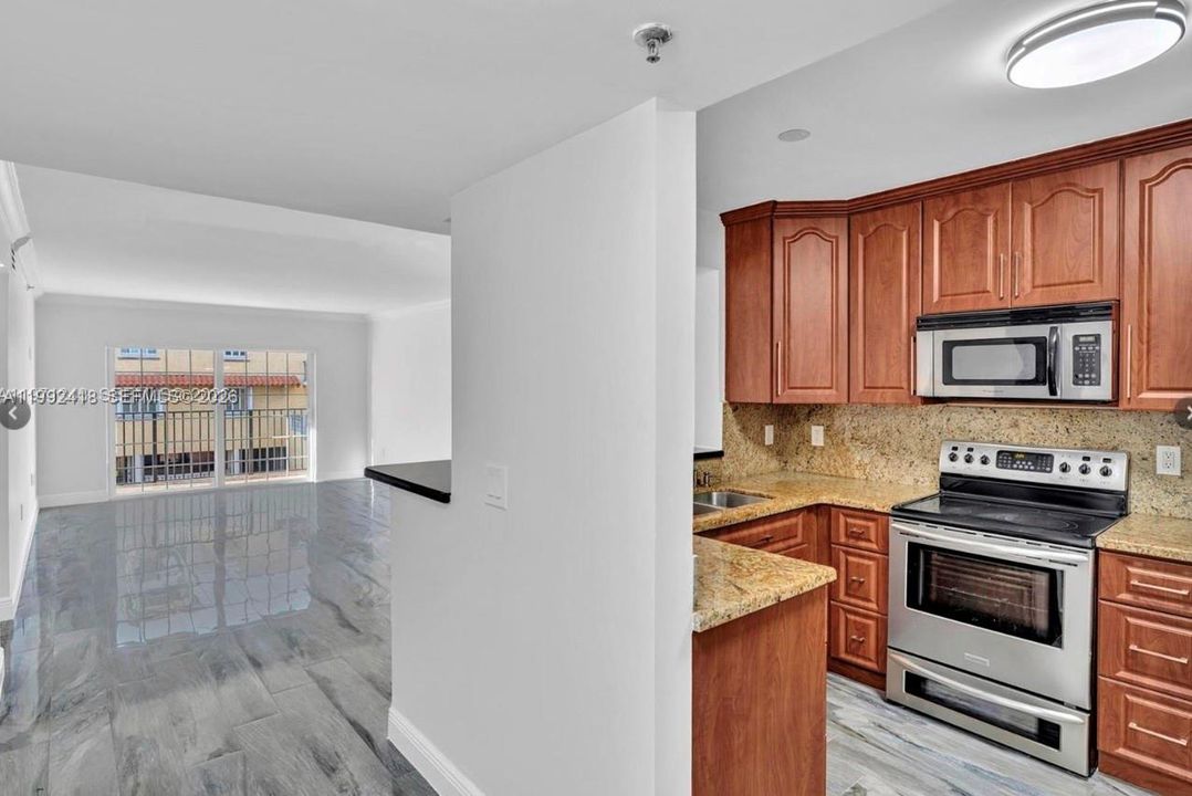 En Venta: $575,000 (2 camas, 2 baños, 1160 Pies cuadrados)