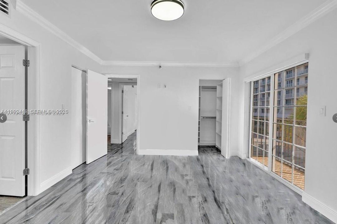 En Venta: $575,000 (2 camas, 2 baños, 1160 Pies cuadrados)