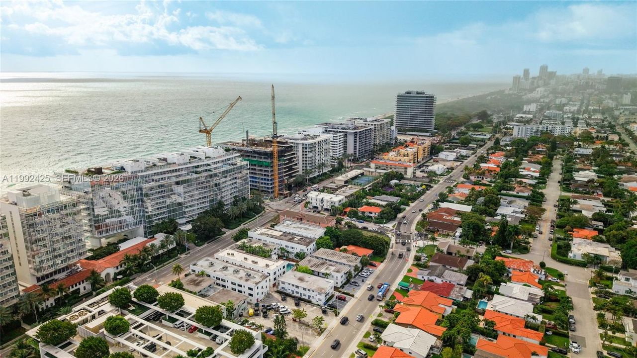 На продажу: $569,000 (2 спален, 2 ванн, 1180 Квадратных фут)