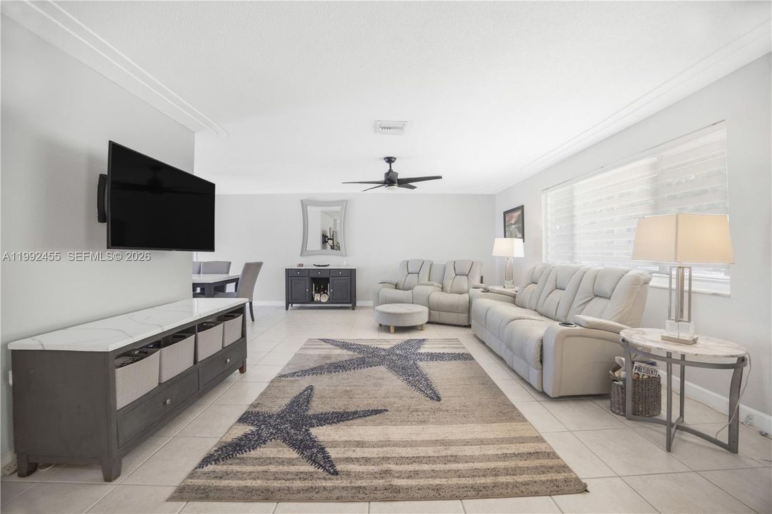 For Sale: $989,000 (4 beds, 2 baths, 1888 Square Feet)