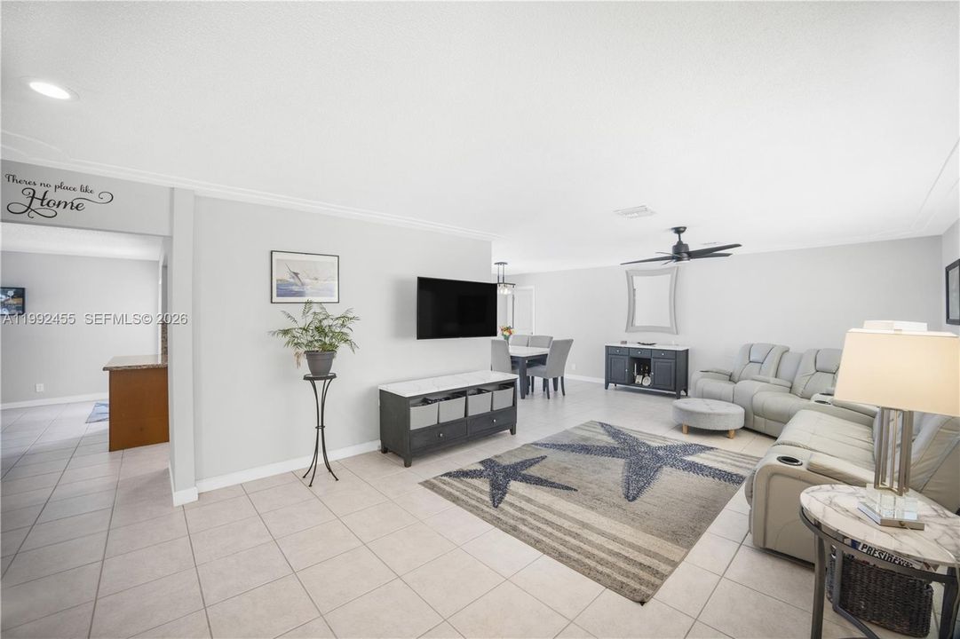 For Sale: $989,000 (4 beds, 2 baths, 1888 Square Feet)
