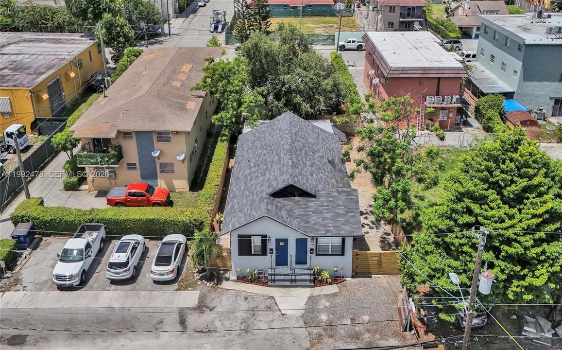 На продажу: $750,000 (0 спален, 0 ванн, 1544 Квадратных фут)