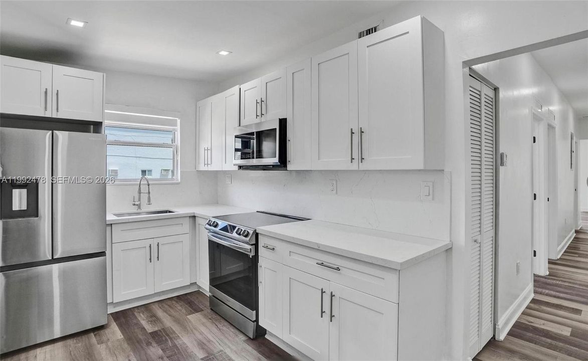 На продажу: $750,000 (0 спален, 0 ванн, 1544 Квадратных фут)