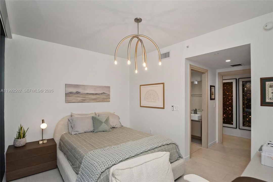 En Venta: $2,550,000 (3 camas, 3 baños, 1909 Pies cuadrados)