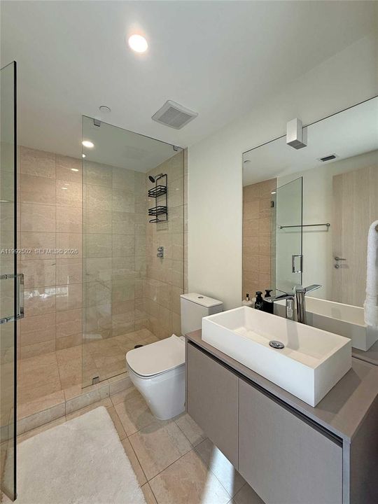 En Venta: $2,550,000 (3 camas, 3 baños, 1909 Pies cuadrados)