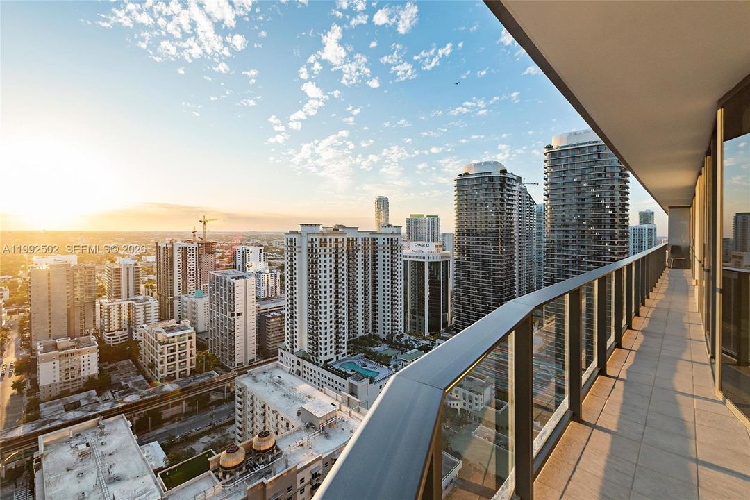 En Venta: $2,550,000 (3 camas, 3 baños, 1909 Pies cuadrados)