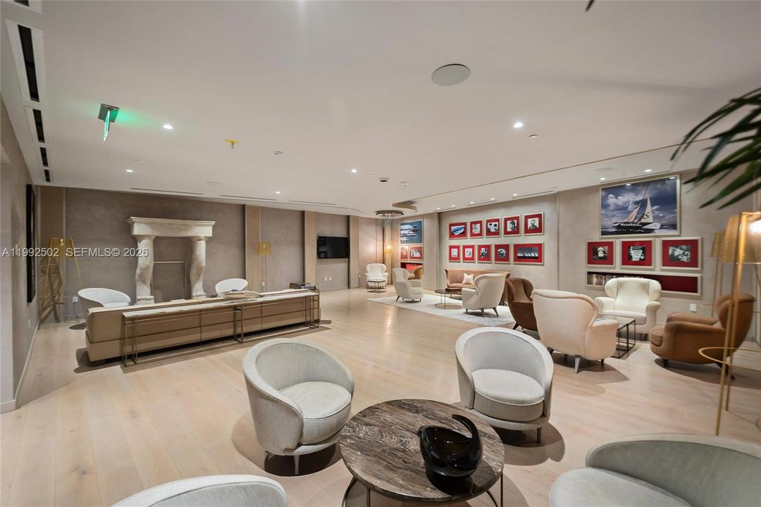 En Venta: $2,550,000 (3 camas, 3 baños, 1909 Pies cuadrados)