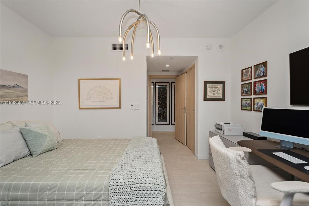 En Venta: $2,550,000 (3 camas, 3 baños, 1909 Pies cuadrados)