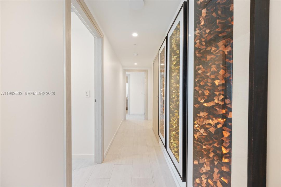 En Venta: $2,550,000 (3 camas, 3 baños, 1909 Pies cuadrados)
