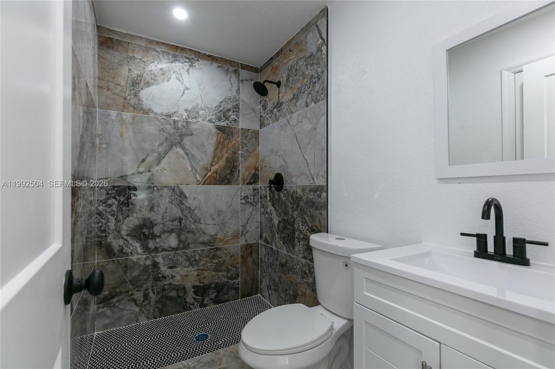 На продажу: $910,000 (0 спален, 0 ванн, 1898 Квадратных фут)
