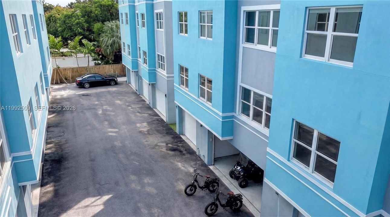 В аренду: $13,250 (3 спален, 3 ванн, 0 Квадратных фут)