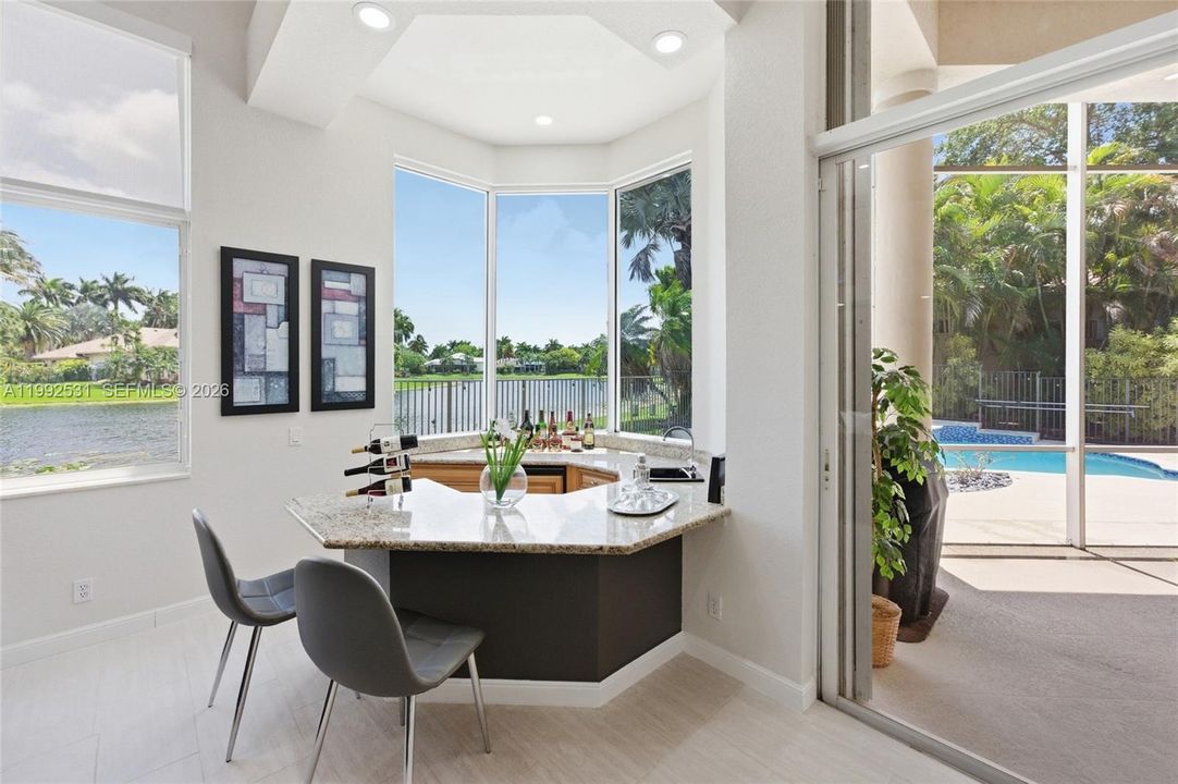 En Venta: $2,395,000 (6 camas, 4 baños, 4281 Pies cuadrados)