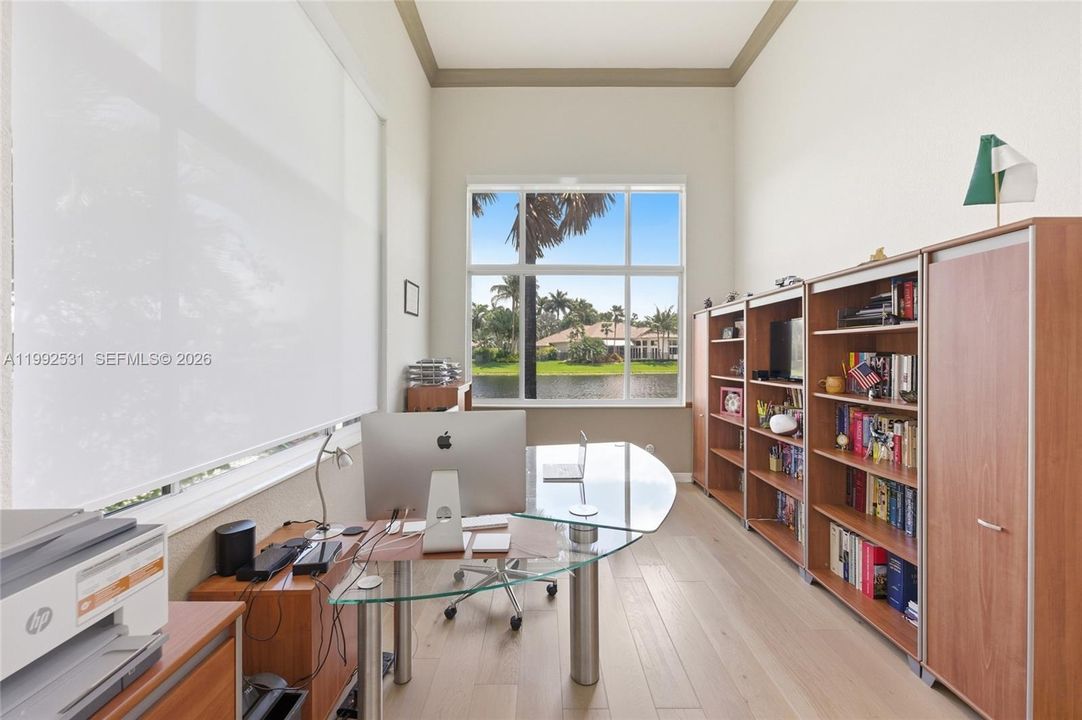 En Venta: $2,395,000 (6 camas, 4 baños, 4281 Pies cuadrados)
