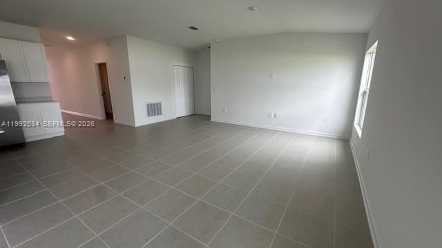Recently Rented: $2,000 (4 beds, 2 baths, 0 Square Feet)