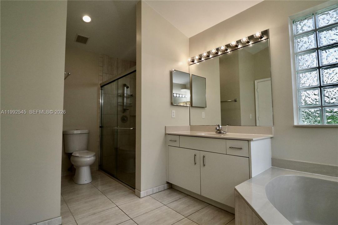 Main bathroom