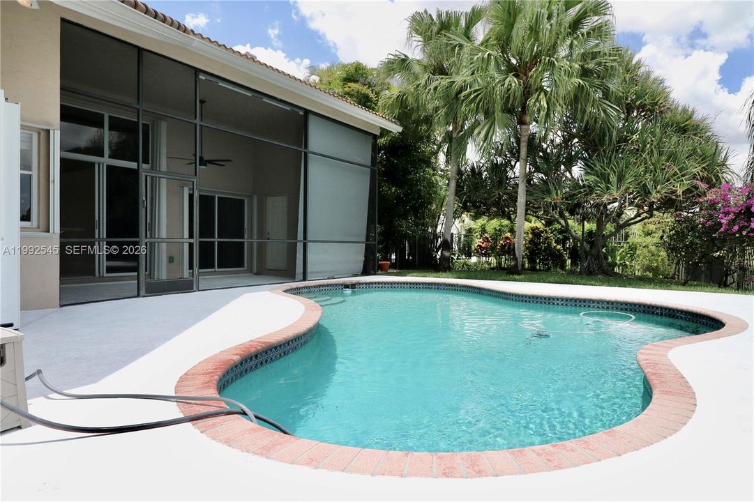 For Rent: $6,500 (3 beds, 3 baths, 2121 Square Feet)