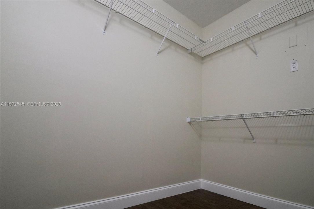 Walkingcloset