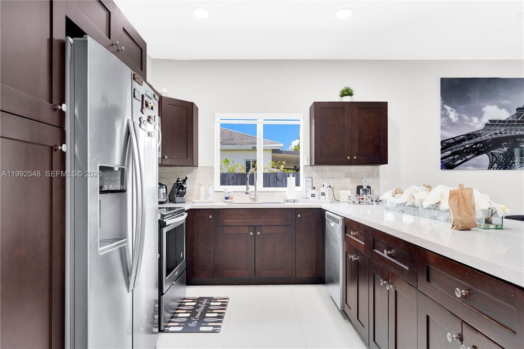Active With Contract: $3,800 (4 beds, 2 baths, 1687 Square Feet)