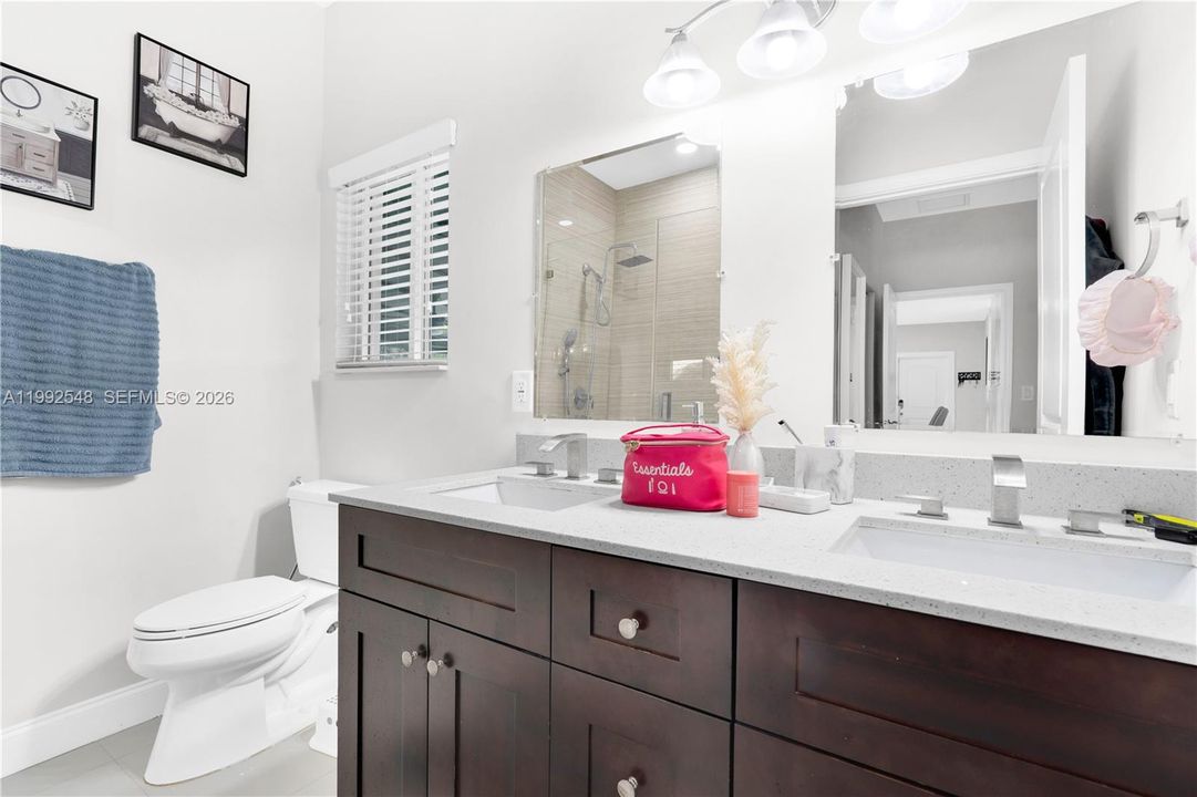 Active With Contract: $3,800 (4 beds, 2 baths, 1687 Square Feet)