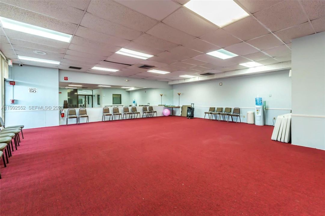 For Sale: $115,000 (2 beds, 2 baths, 1100 Square Feet)