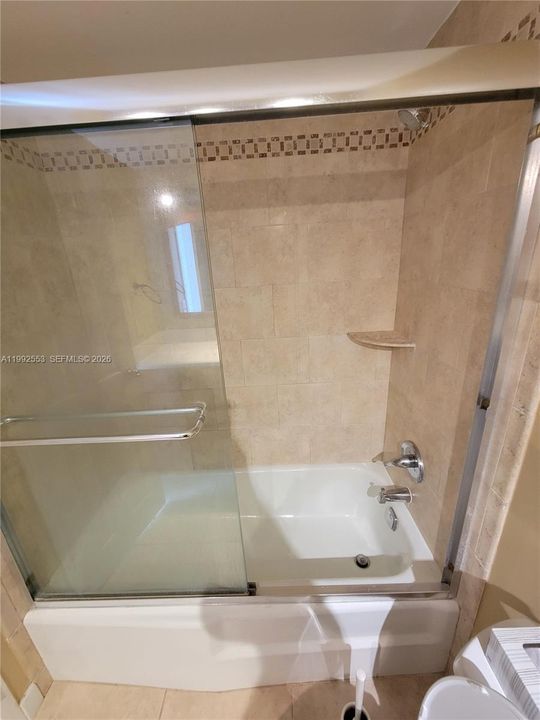 For Rent: $23,509 (2 beds, 2 baths, 963 Square Feet)